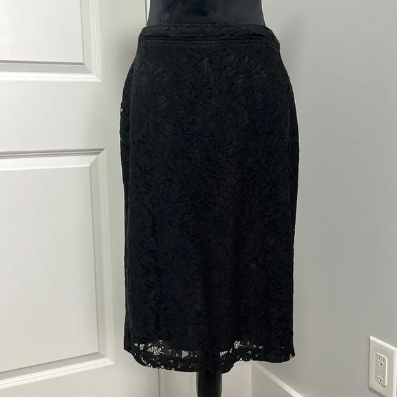 Who What Wear women’s Lace Skirt size 8 in black - Picture 1 of 4